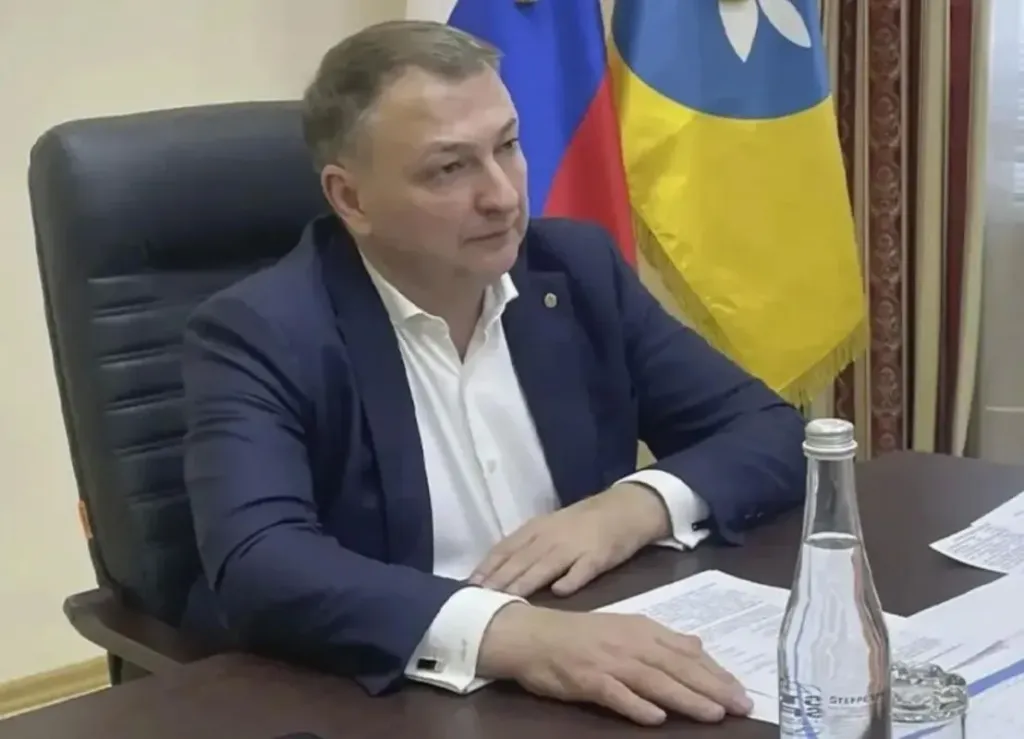 В Калмыкии вице-премьера и врио главы минЖКХ обвинили во взятке 19 млн