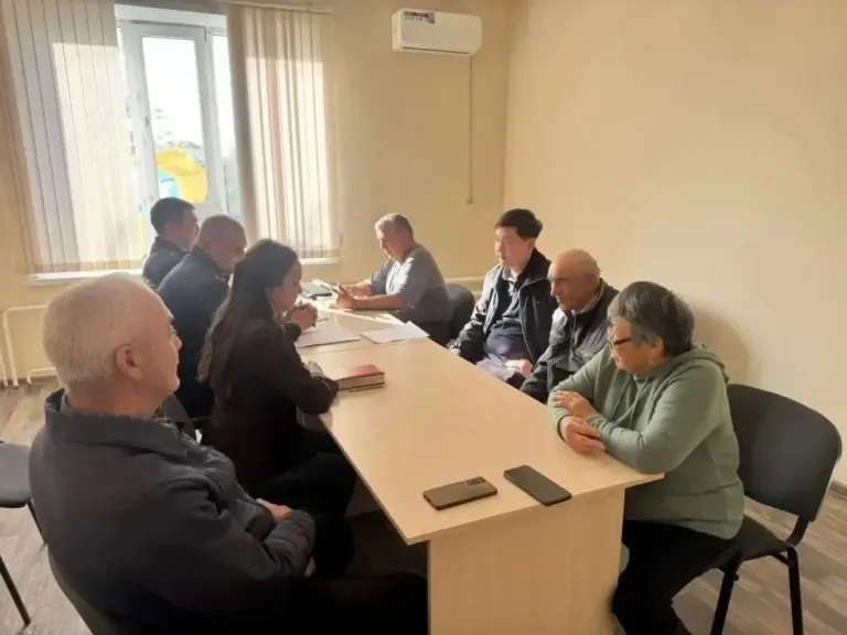 В Приютненском районе полиция пресекает бесконтрольный выпас скота