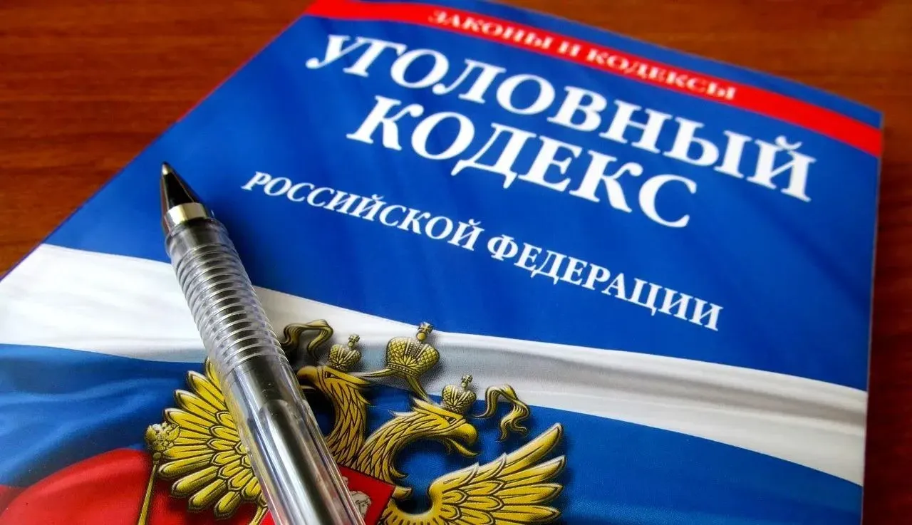 Жителя Черноземельского района подозревают в избиении коллеги