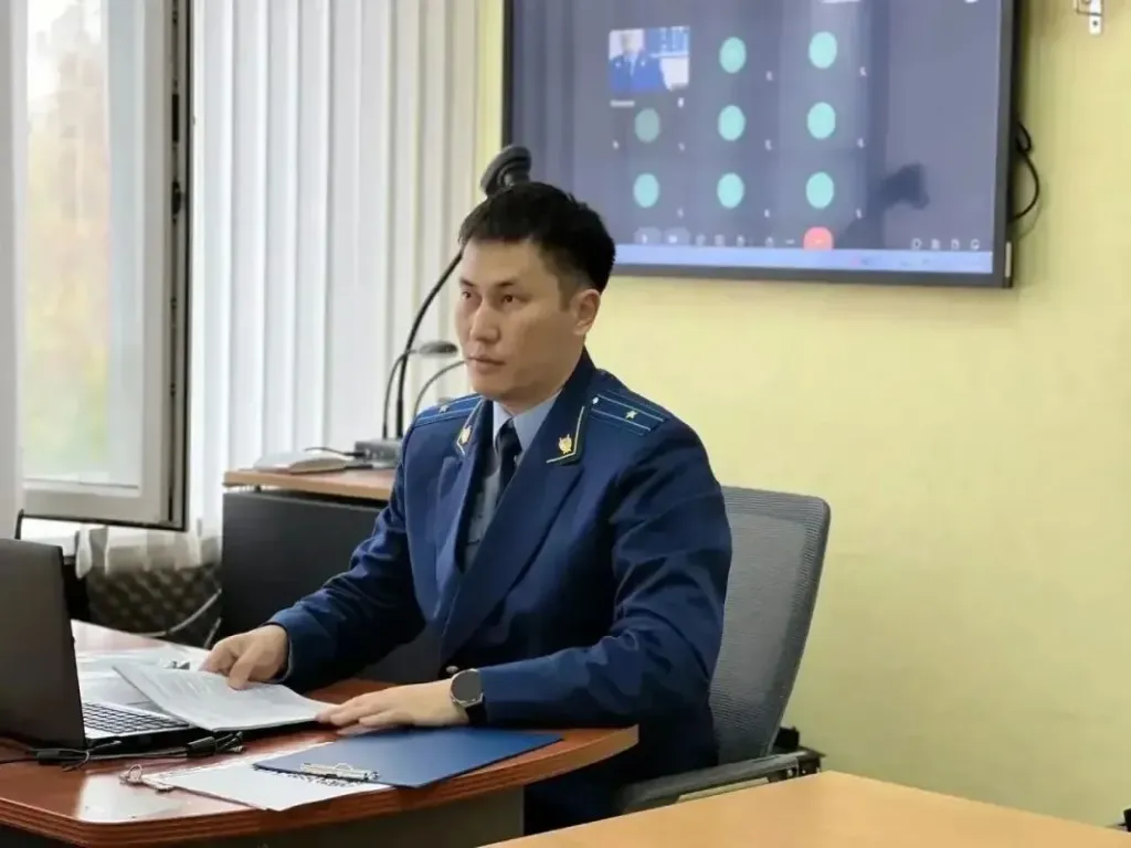 Сотрудник надзорного ведомства прочитал лекцию о противодействии коррупции в КалмГУ